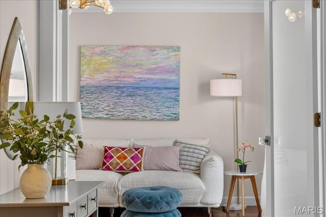 623 Kenilworth Lane, Ballwin, MO 63011