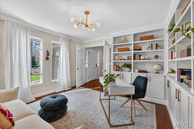 623 Kenilworth Lane, Ballwin, MO 63011