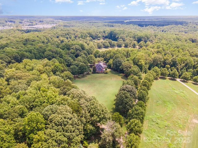 269 Wester Brewlands Road, Iron Station, NC 28080