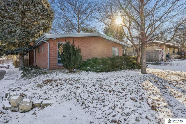 540 N 58Th Street, Lincoln, NE 68505
