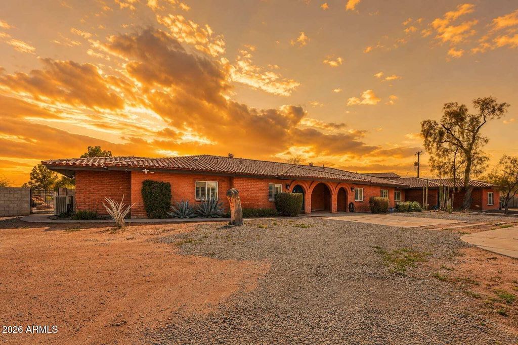 340 N POTTEBAUM Road, Casa Grande, AZ 85122 — photo 3