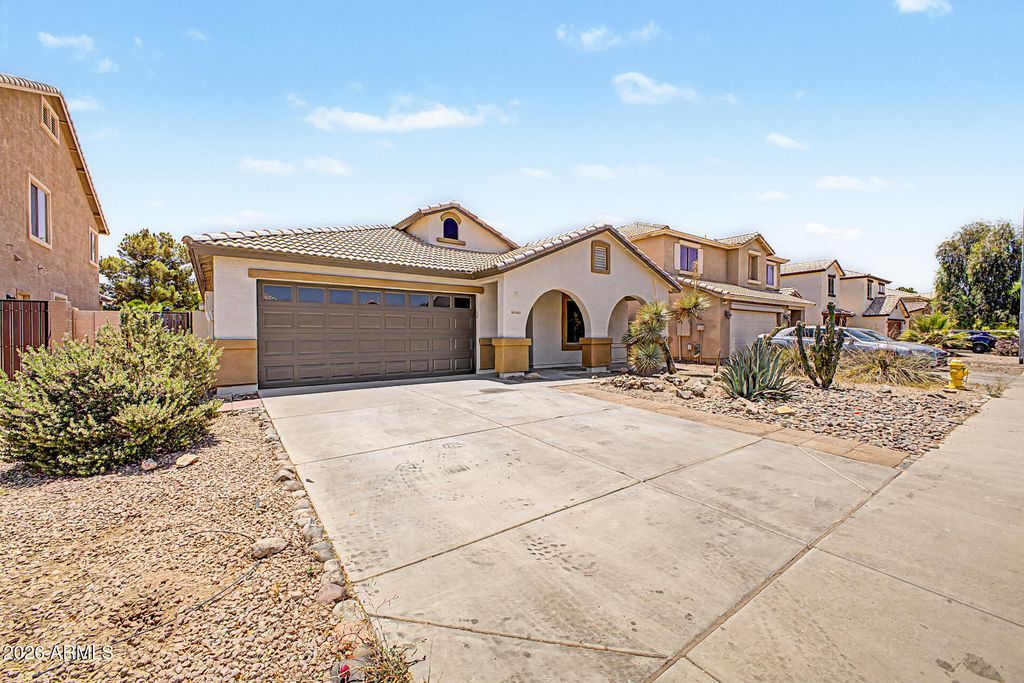 45613 W DUTCHMAN Drive, Maricopa, AZ 85139 — photo 2