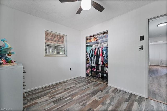912 Hibiscus LN, North Fort Myers, FL 33903