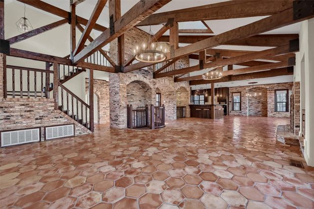 541 Hidden Lakes Boulevard, Gunter, TX 75058