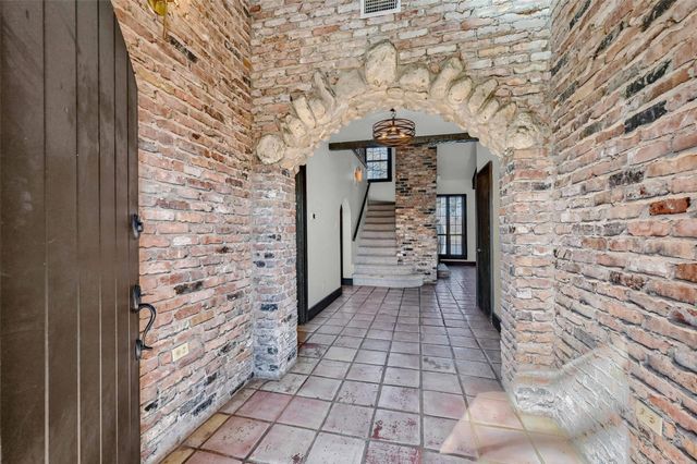 541 Hidden Lakes Boulevard, Gunter, TX 75058