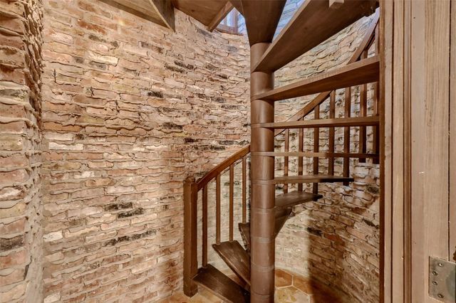 541 Hidden Lakes Boulevard, Gunter, TX 75058