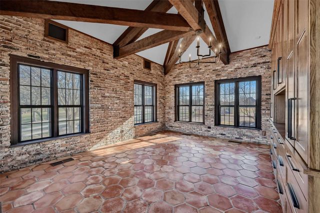 541 Hidden Lakes Boulevard, Gunter, TX 75058