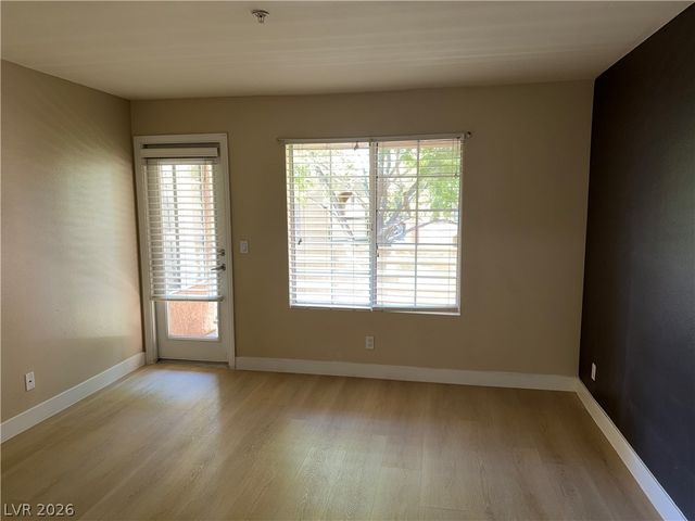 7701 Tackle Drive 202, Las Vegas, NV 89128