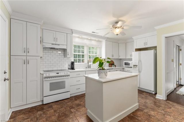 708 Finsbury Road, Winston-salem, NC 27104