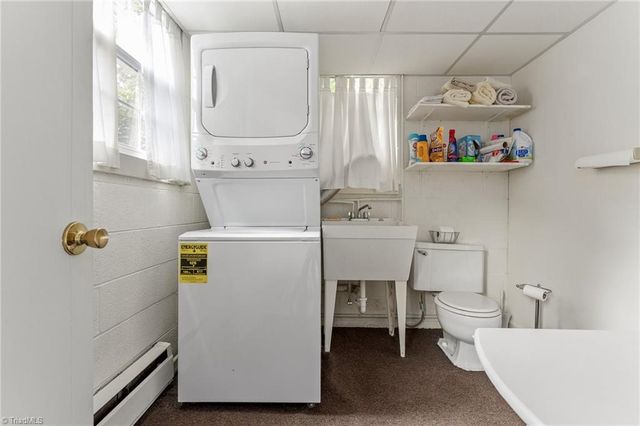 708 Finsbury Road, Winston-salem, NC 27104