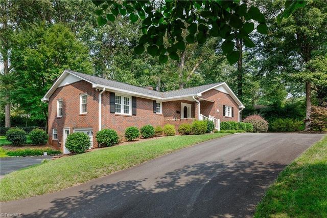 708 Finsbury Road, Winston-salem, NC 27104