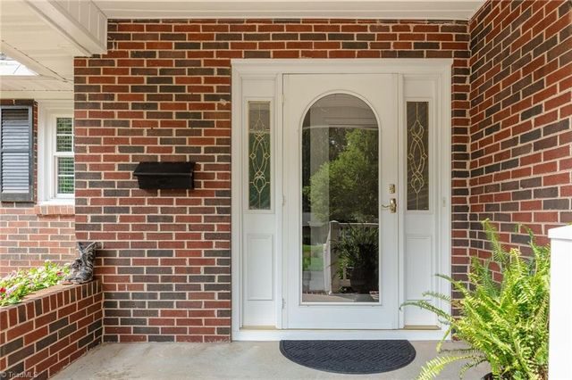 708 Finsbury Road, Winston-salem, NC 27104
