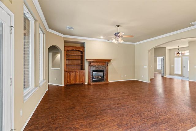 1401 River Birch Drive, Yukon, OK 73099