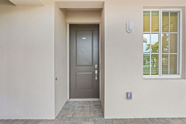 19140 SCALLOP LOOP 105, Lakewood Ranch, FL 34211