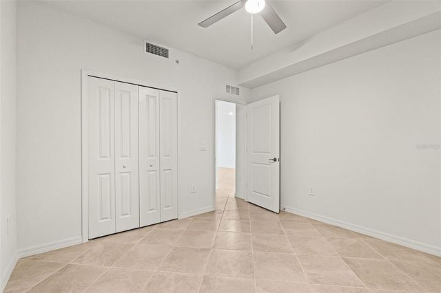 19140 SCALLOP LOOP 105, Lakewood Ranch, FL 34211