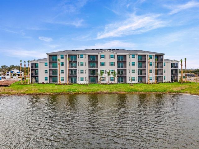 19140 SCALLOP LOOP 105, Lakewood Ranch, FL 34211