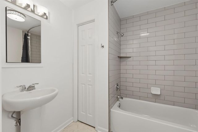 9040 BLIND PASS ROAD A7, St Petersburg, FL 33706