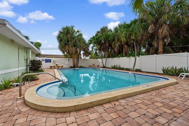 9040 BLIND PASS ROAD A7, St Petersburg, FL 33706
