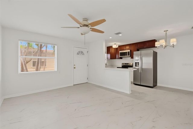9040 BLIND PASS ROAD A7, St Petersburg, FL 33706