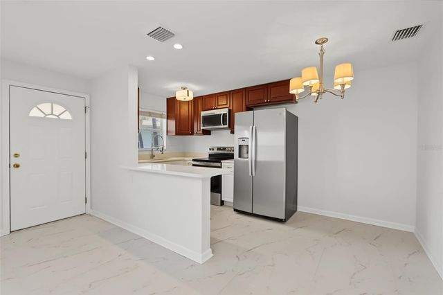 9040 BLIND PASS ROAD A7, St Petersburg, FL 33706