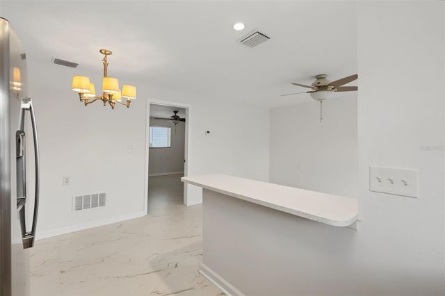 9040 BLIND PASS ROAD A7, St Petersburg, FL 33706