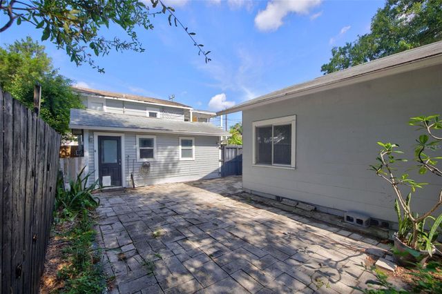 1162 HIGHLAND STREET N, St Petersburg, FL 33701