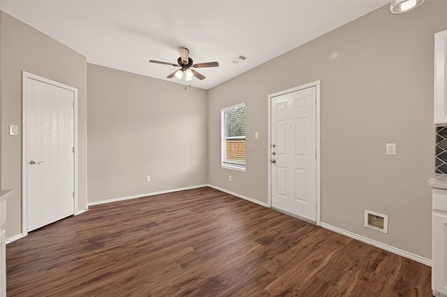 9418 Belleclaire Lane, Houston, TX 77044