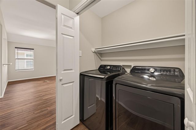 9418 Belleclaire Lane, Houston, TX 77044