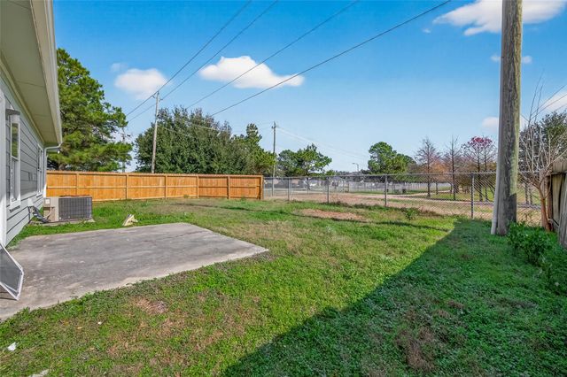 9418 Belleclaire Lane, Houston, TX 77044