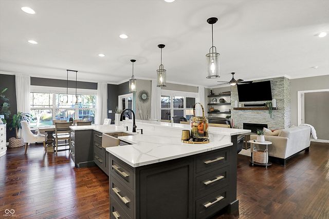 15715 Market Center Drive, Carmel, IN 46033