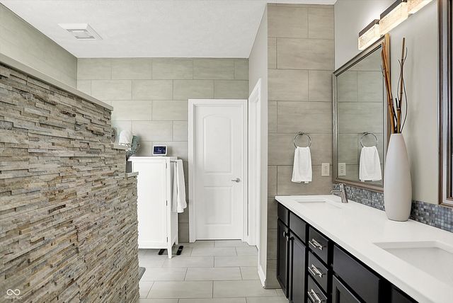 15715 Market Center Drive, Carmel, IN 46033