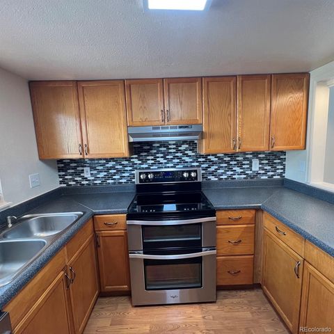 3521 S Kittredge Street F, Aurora, CO 80013