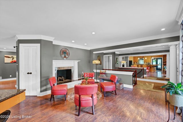 5404 Hempstead Rd, Louisville, KY 40207
