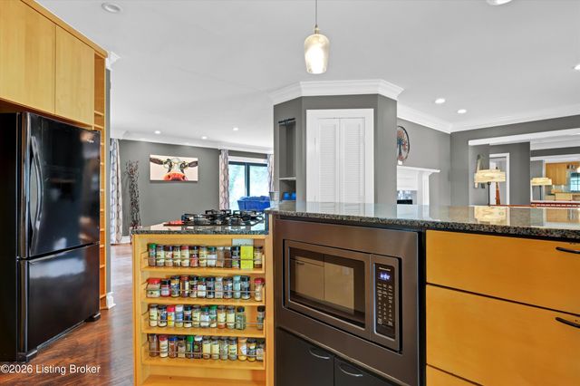 5404 Hempstead Rd, Louisville, KY 40207