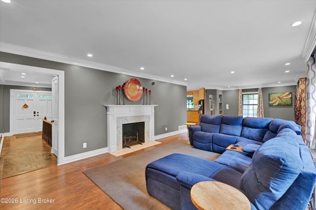 5404 Hempstead Rd, Louisville, KY 40207