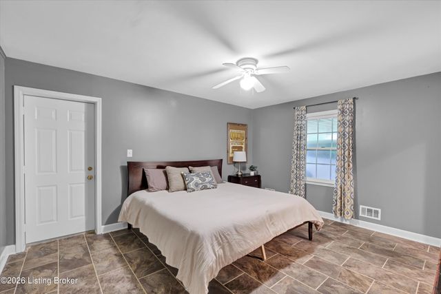 5404 Hempstead Rd, Louisville, KY 40207