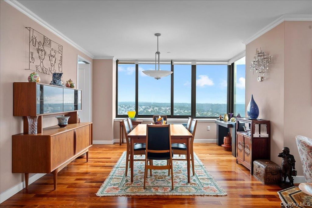 10 City Place 31H, White Plains, NY 10601 — photo 2