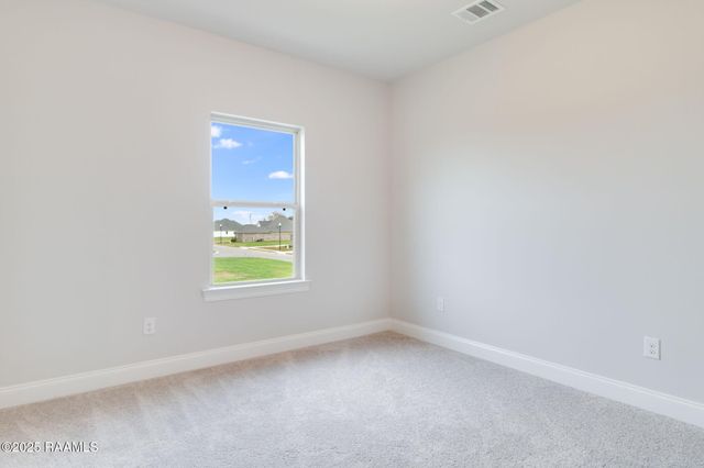 101 Old Sugar Mill Drive, Youngsville, LA 70592