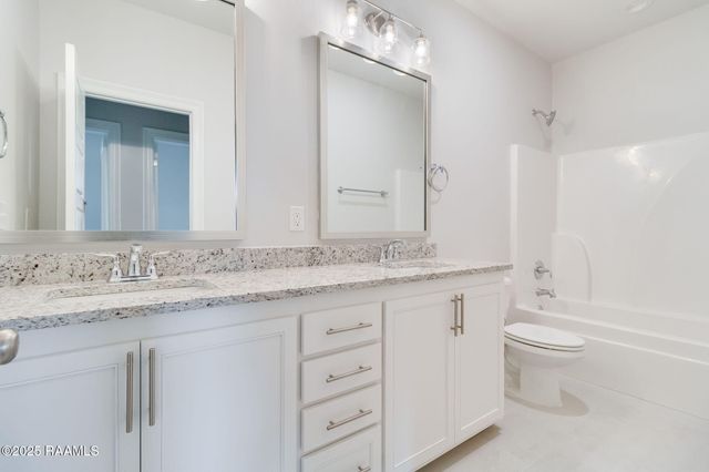 101 Old Sugar Mill Drive, Youngsville, LA 70592