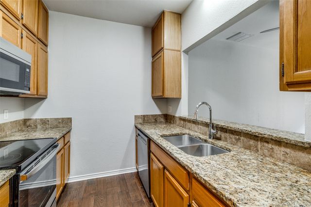 5701 Gaston Avenue 4, Dallas, TX 75214