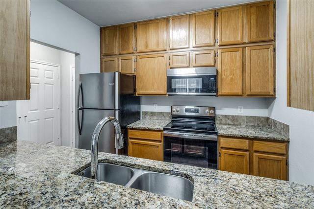 5701 Gaston Avenue 4, Dallas, TX 75214