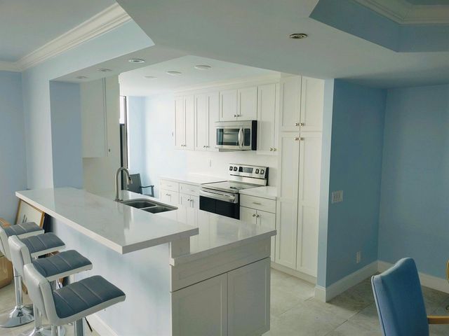 3800 Washington Road 907, West Palm Beach, FL 33405