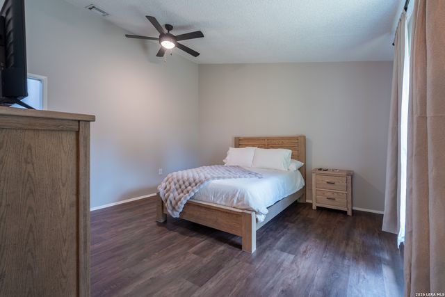 5914 FREEMANS FARM ST, San Antonio, TX 78233