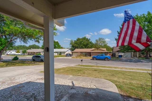 5914 FREEMANS FARM ST, San Antonio, TX 78233