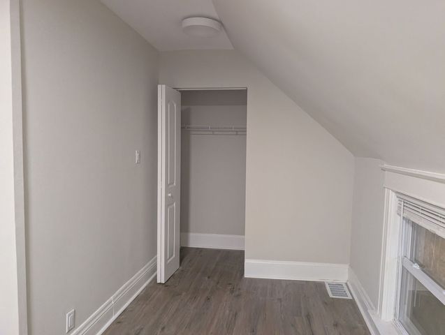 9207 S Ellis Avenue, Chicago, IL 60619