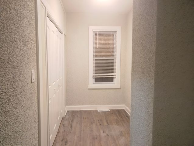 9207 S Ellis Avenue, Chicago, IL 60619