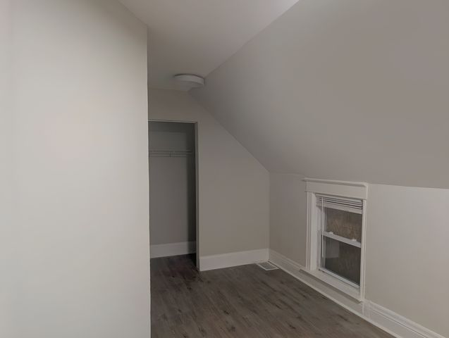 9207 S Ellis Avenue, Chicago, IL 60619