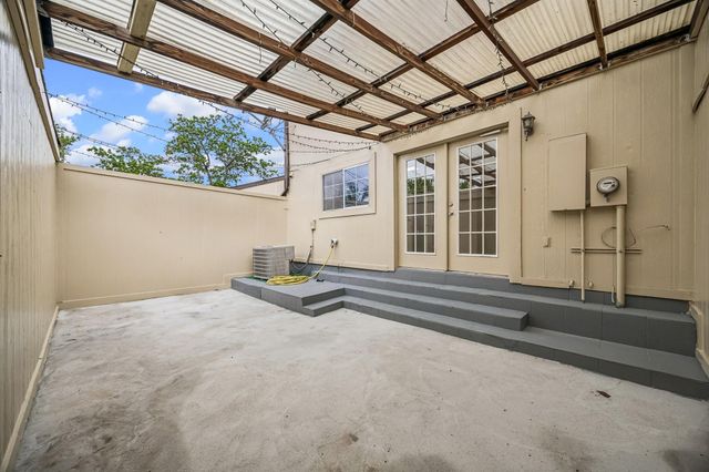 7208 S Dairy Ashford Road, Houston, TX 77072