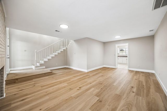 7208 S Dairy Ashford Road, Houston, TX 77072