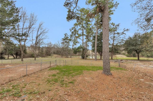 83 Northwood Circle, New Waverly, TX 77358